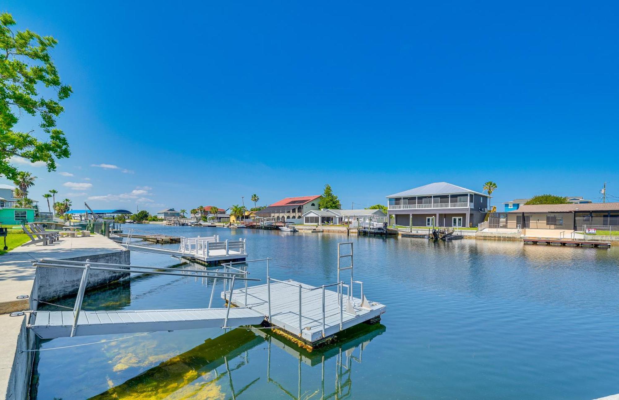 Waterfront Hernando Beach Home With Dock And Hot Tub! Bagian luar foto